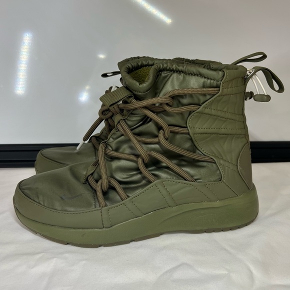 Nike Tanjun High Rise AO0355 300 Olive Canvas Women's Athletic Boot Sneakers - Picture 4 of 10